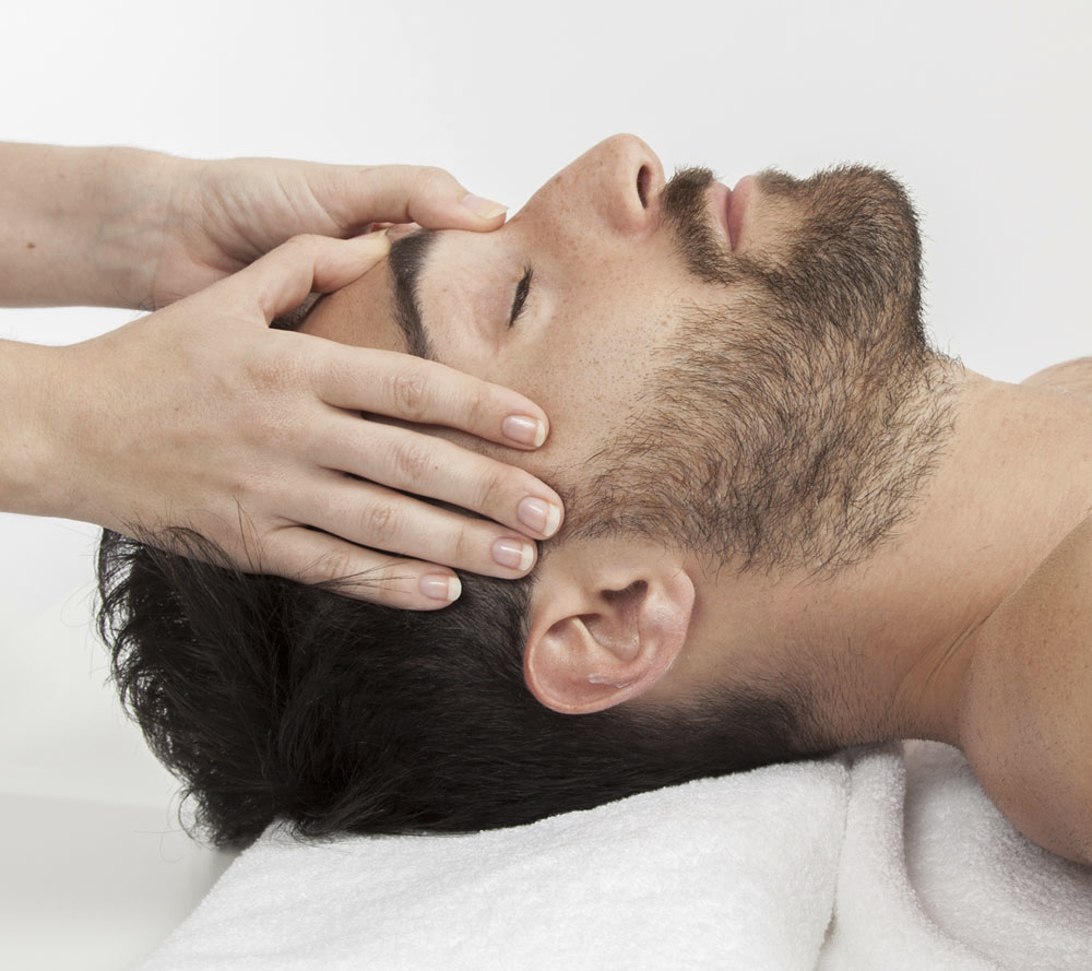 Head And Shoulder Massage Bedford